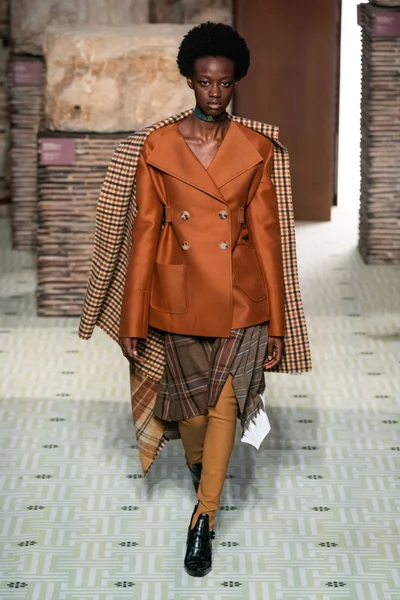 Look 6